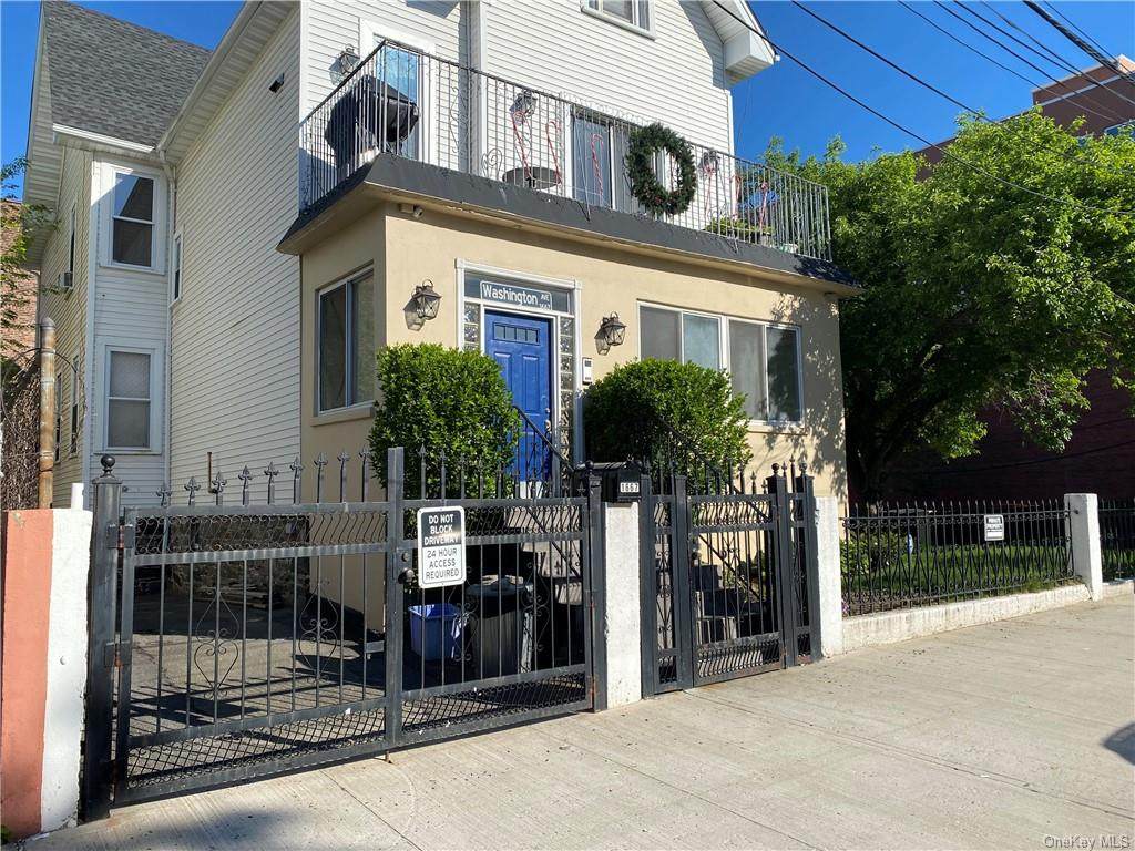 1667 Washington Avenue - Photo 1
