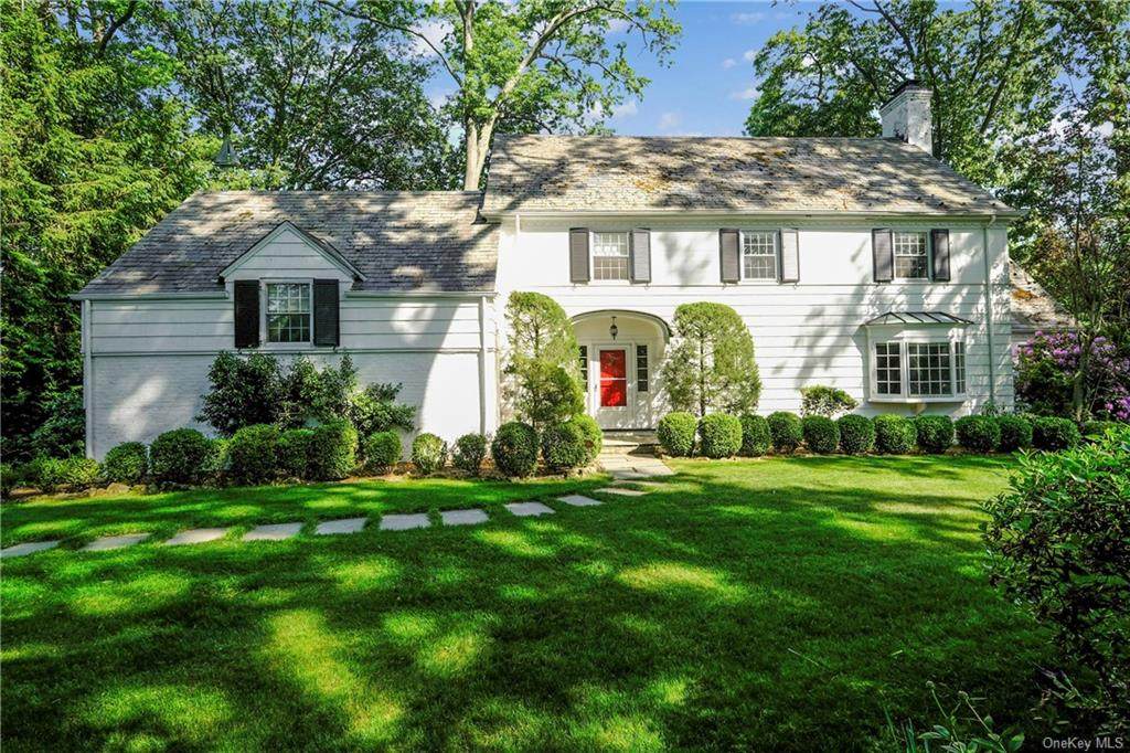 137 Griffen Avenue - Photo 1