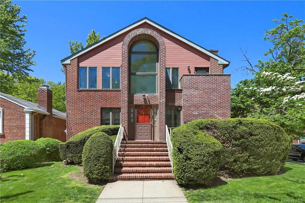 3135 Arlington Avenue - Photo 1