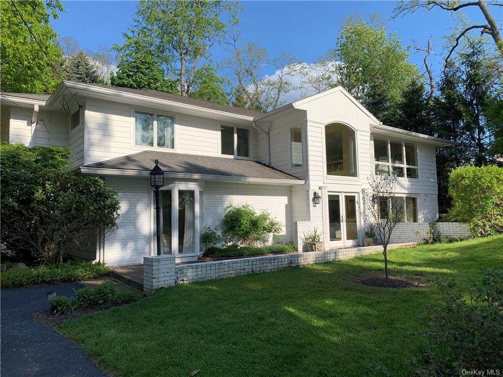 12 Quakerbridge Road - Photo 1