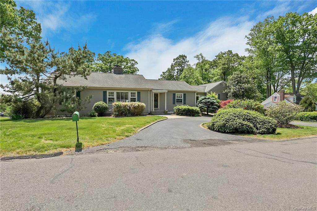 2 Fisher Avenue - Photo 1