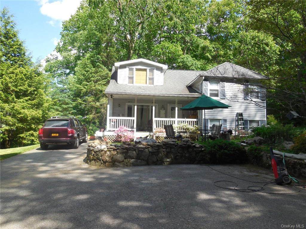 7 Lake Avenue - Photo 1