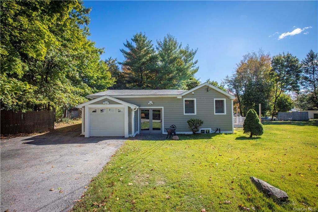 32 Overland Road - Photo 1