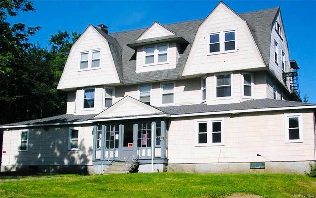 108 Champlin Avenue - Photo 1