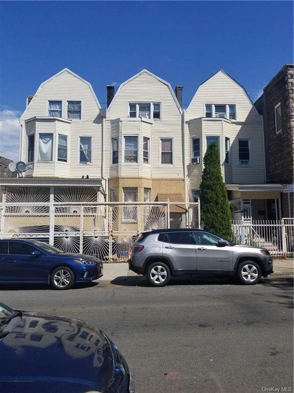 2412 Tiebout Avenue - Photo 1