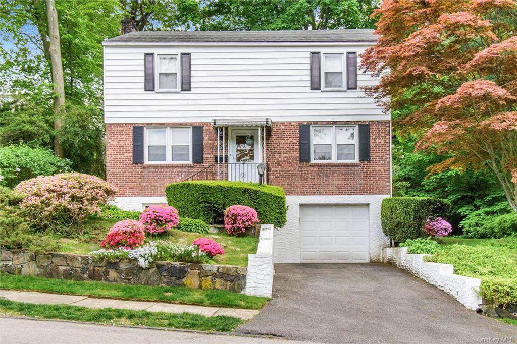 32 Midwood Avenue - Photo 1