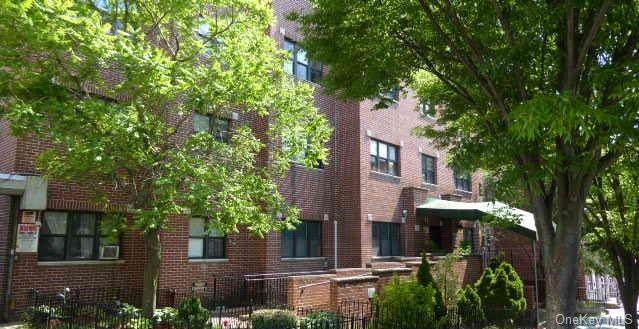 102-14 Lewis Avenue - Photo 1