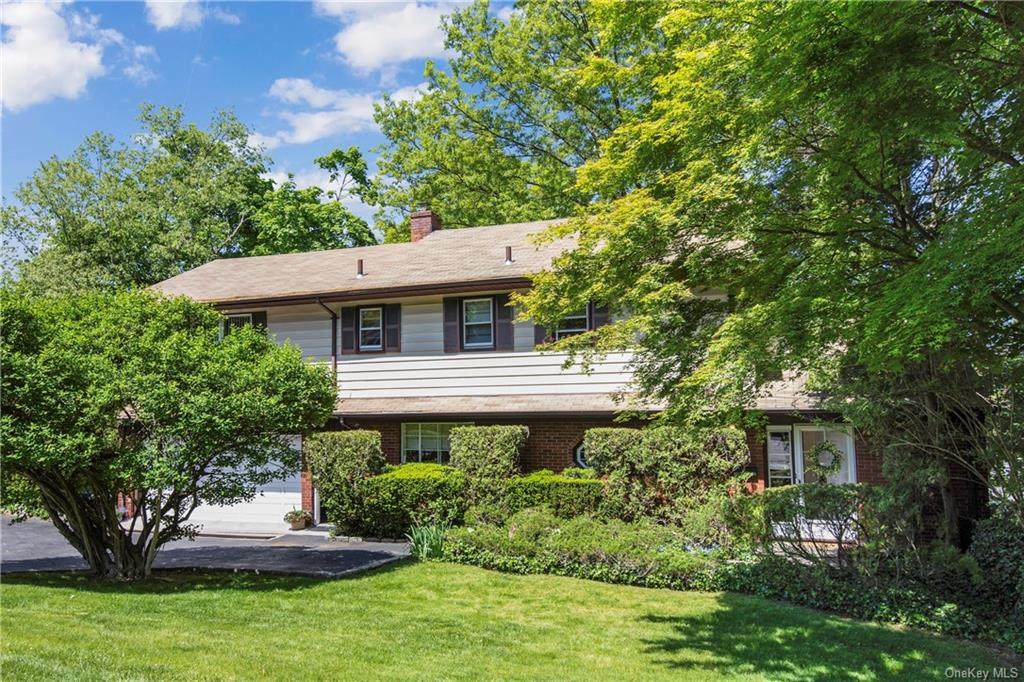 983 Post Road - Photo 1