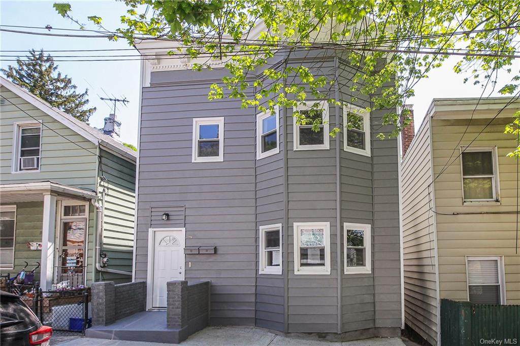 222 Edwards Place - Photo 1