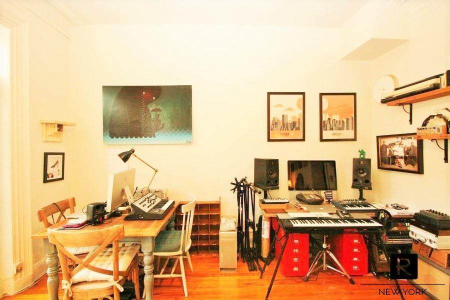 47 Saint Marks Avenue - Photo 1
