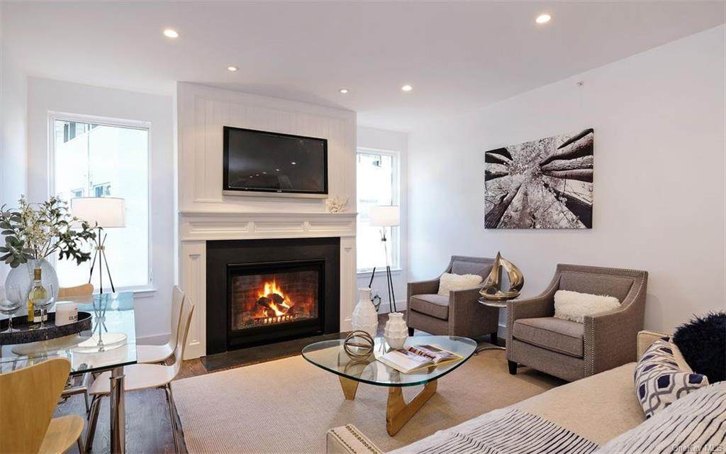422 Boston Post Road - Photo 1