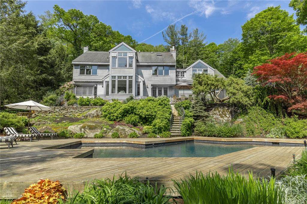 31 Turner Drive - Photo 1