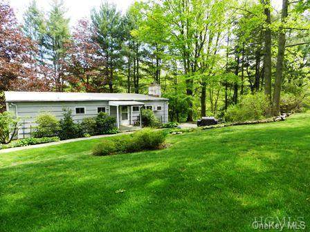 996 Kitchawan Road - Photo 1