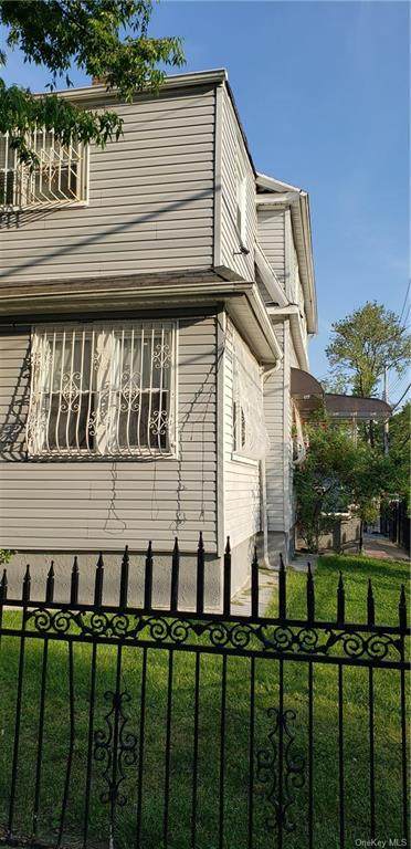 464 Beach Avenue - Photo 1