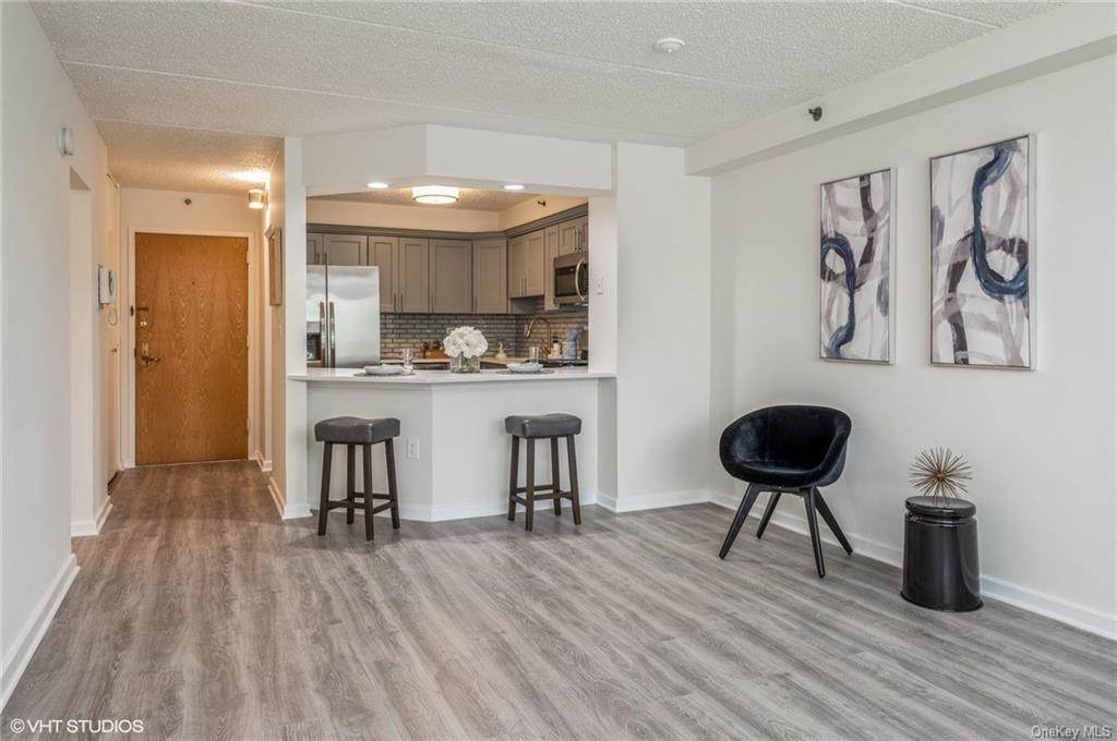 680 Boston Post Road - Photo 1
