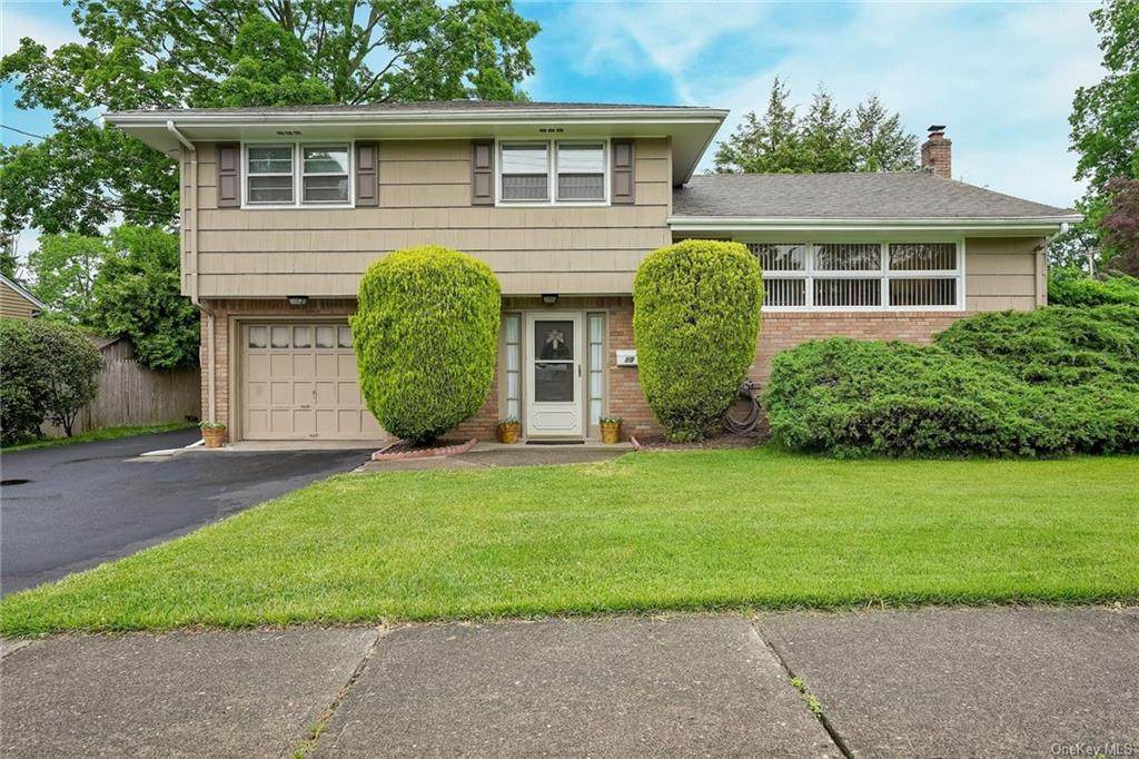 10 Crestwood Drive - Photo 1