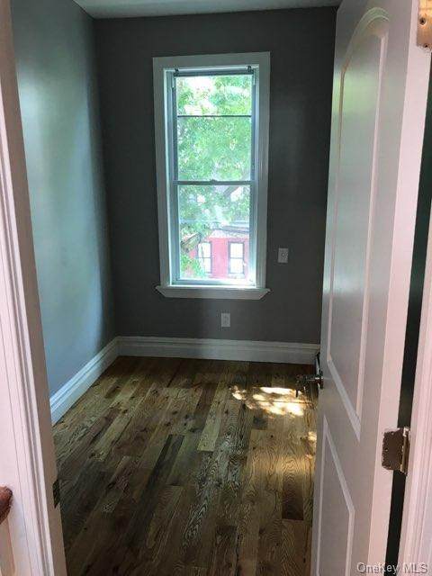1258 Findlay Avenue - Photo 1