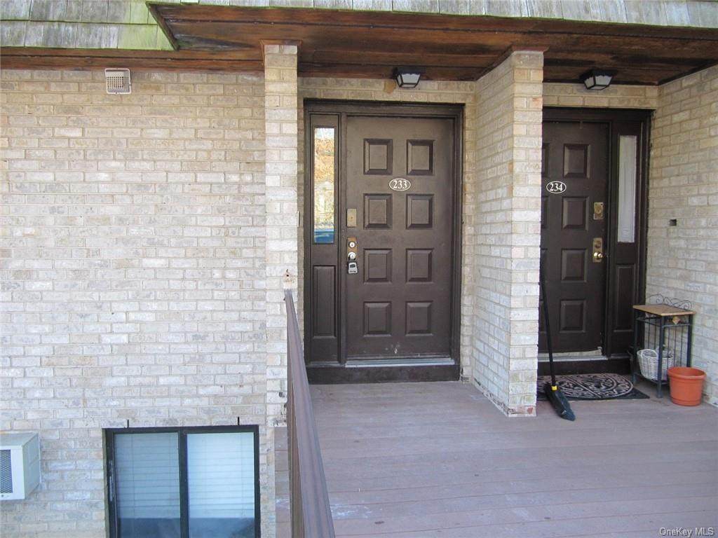 555 Central Avenue - Photo 1