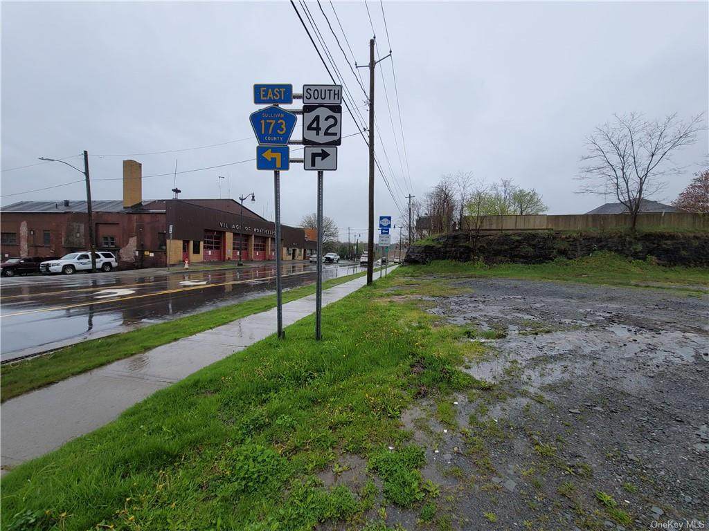 Pleasant Street - Photo 1