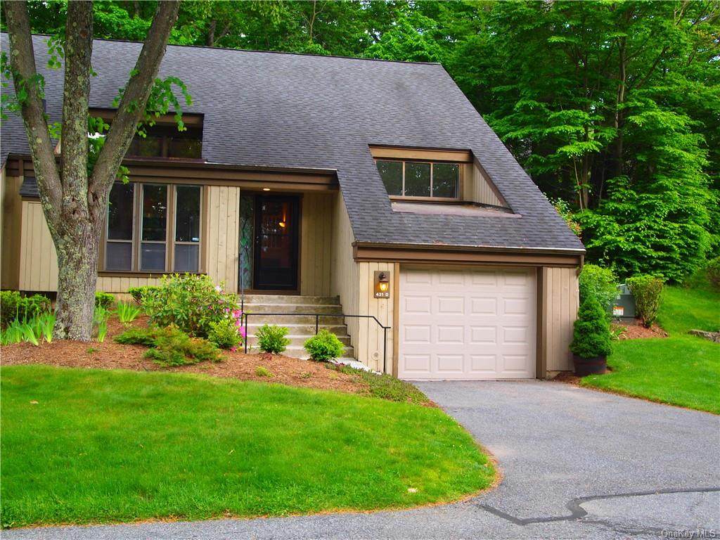 431 Heritage Hills - Photo 1