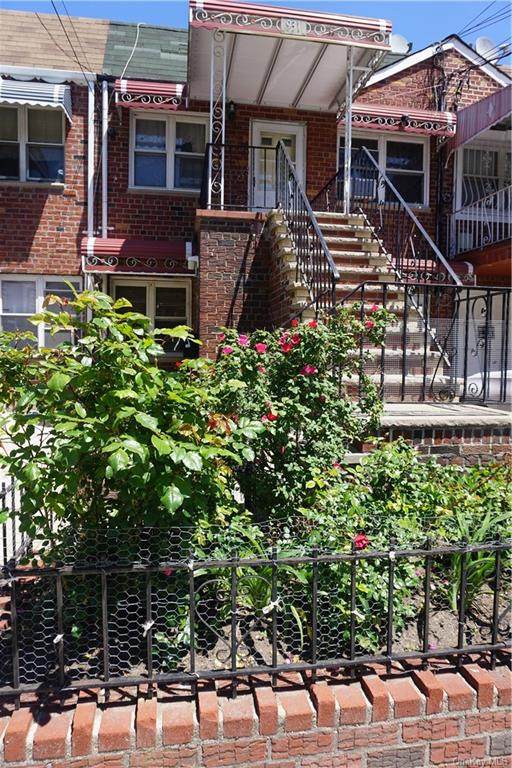 931 100th Street - Photo 1