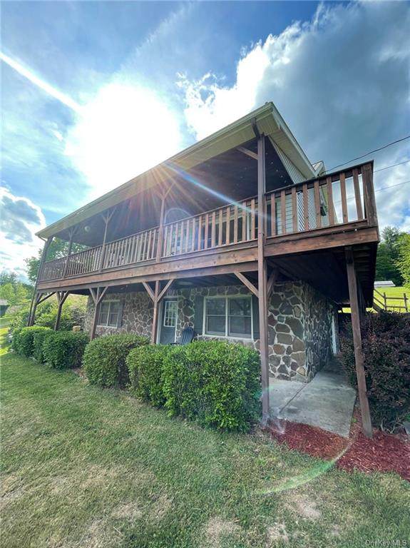 163 Moore Hill Road - Photo 1
