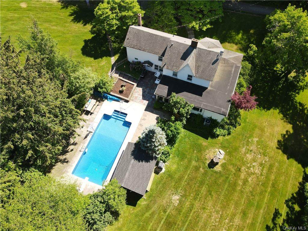 32 Travis Corners Road - Photo 1