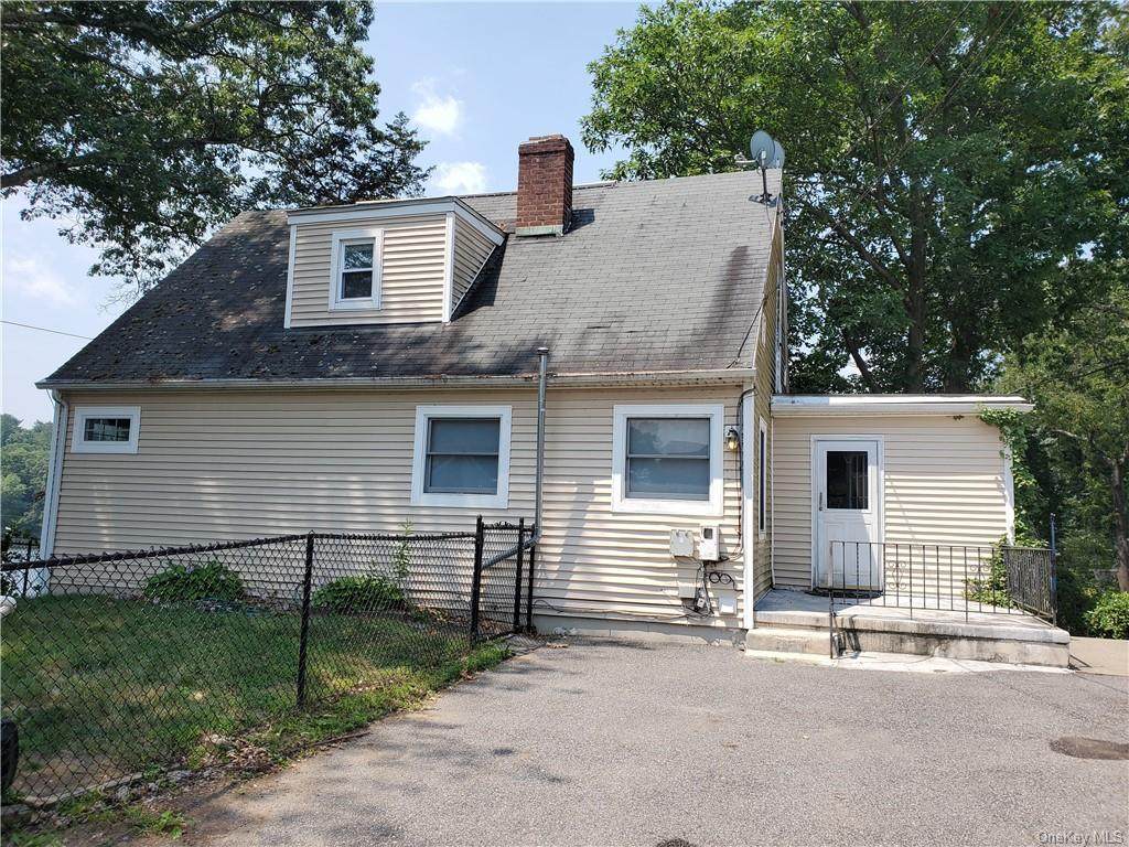 105 Lake Drive - Photo 1