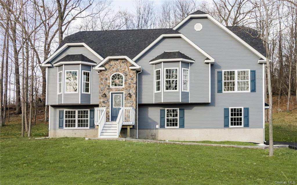 138 Toleman Road - Photo 1