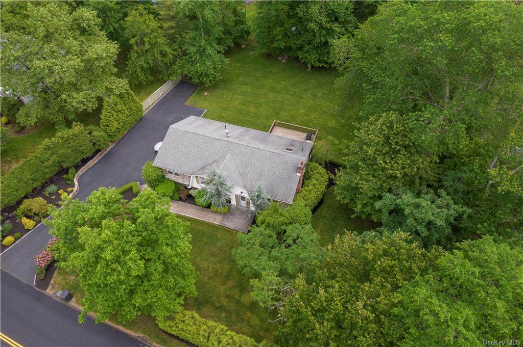 82 Germonds Road - Photo 1