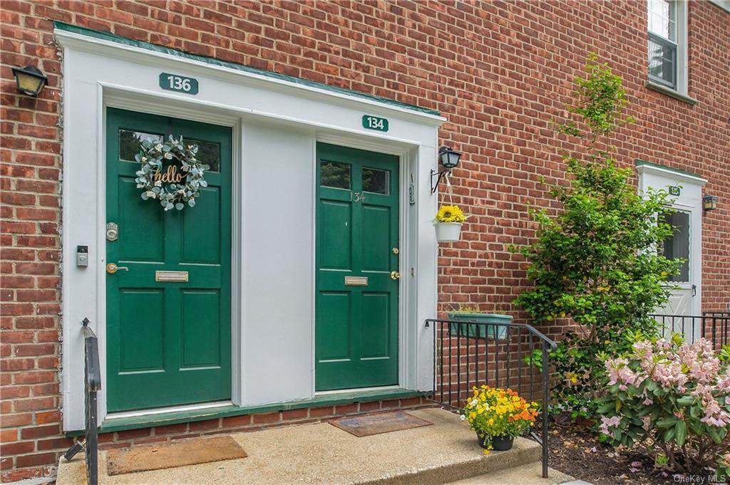 13 Fieldstone Drive - Photo 1