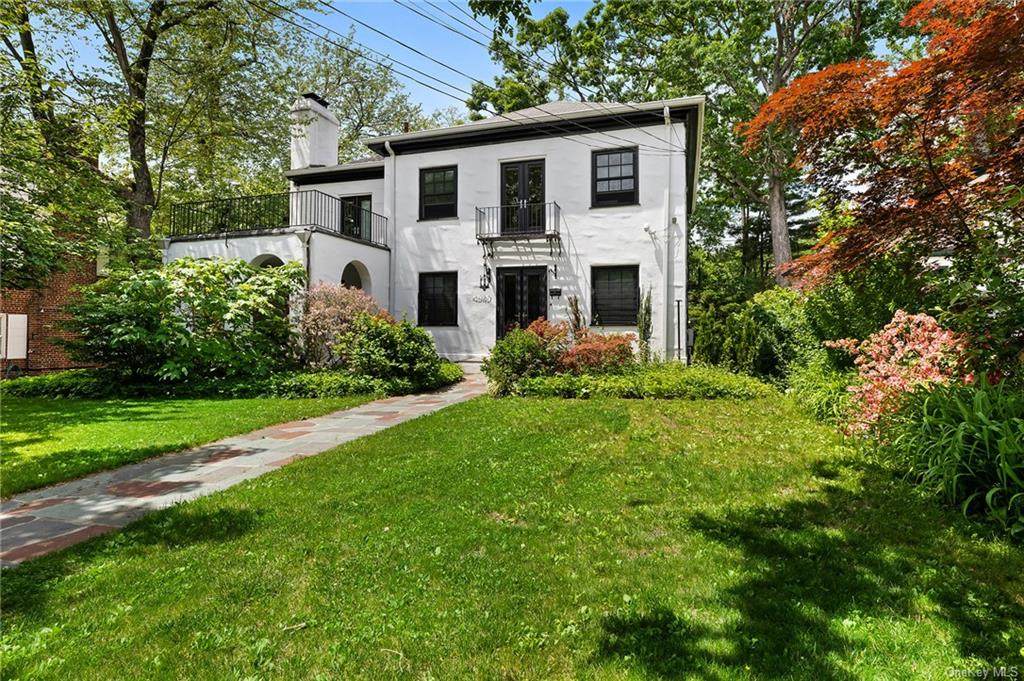 4549 Delafield Avenue - Photo 1