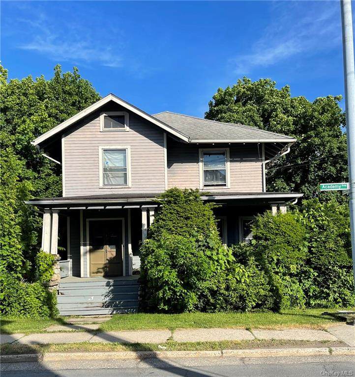 104 Academy Avenue - Photo 1