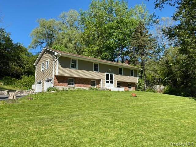 2385 Hunterbrook Road - Photo 1