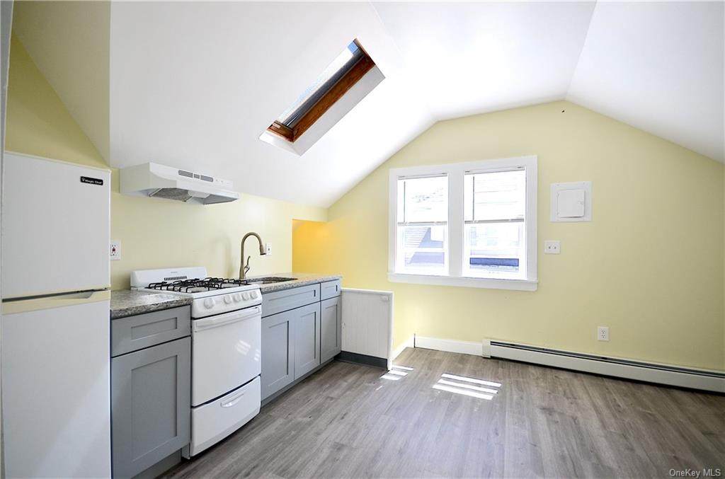 300 Highland Avenue - Photo 1