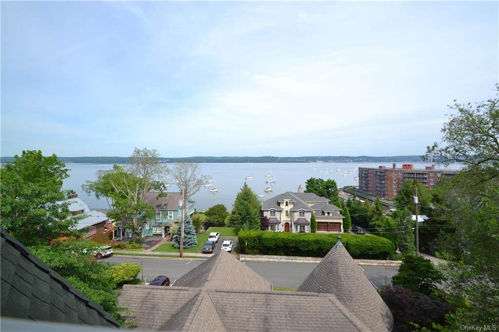 32 Tallman Place - Photo 1