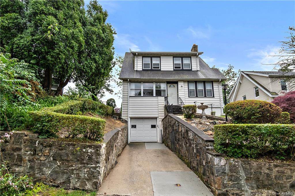 660 Midland Avenue - Photo 1