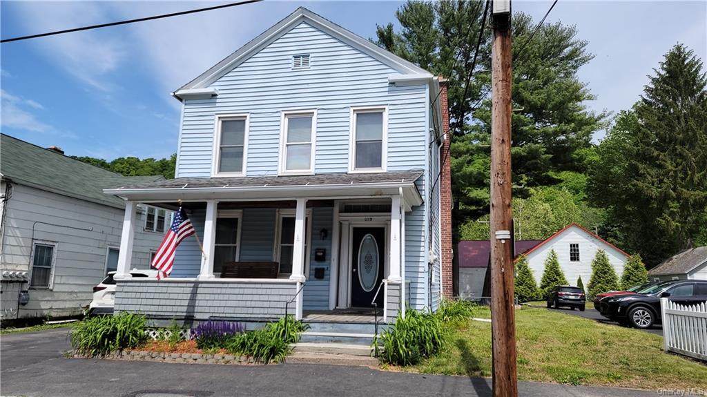 1113 Court Street - Photo 1