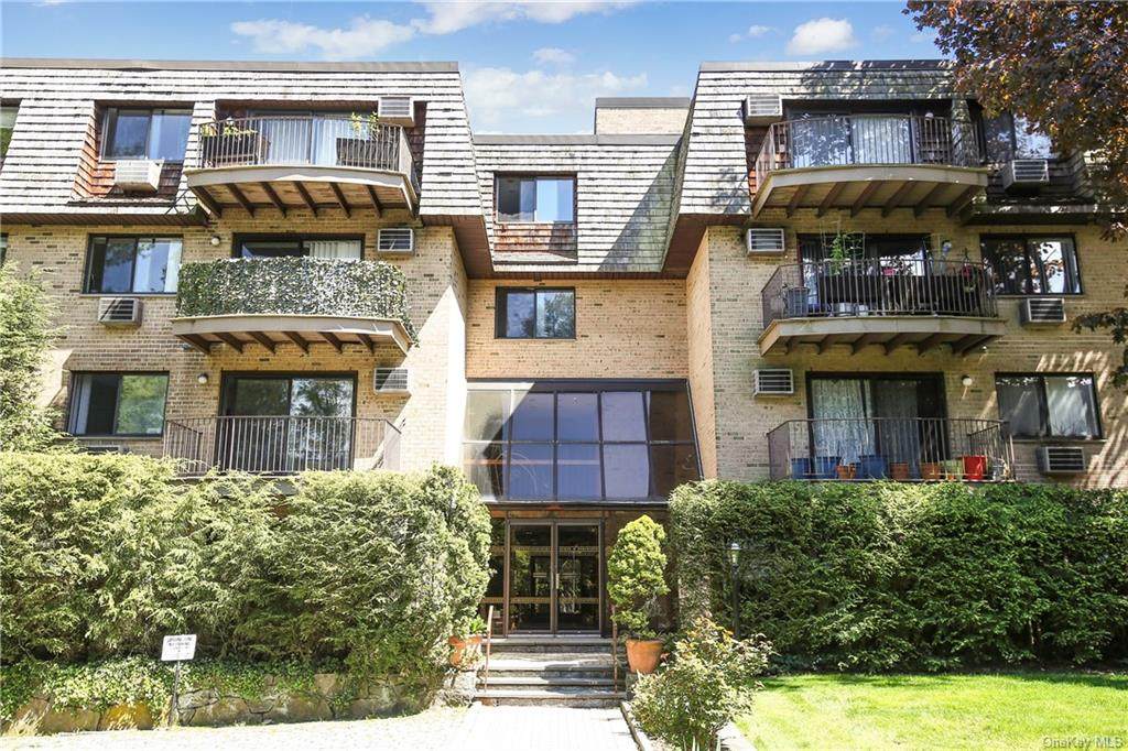 500 Central Park Avenue - Photo 1