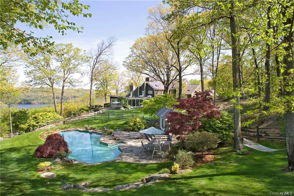 195 Mills Road - Photo 1