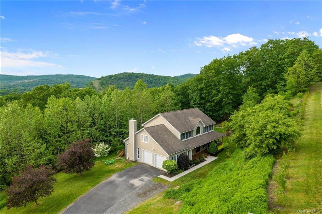 32 Hickory Road - Photo 1