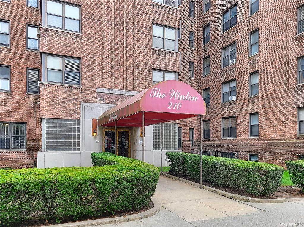 210 Martine Avenue - Photo 1