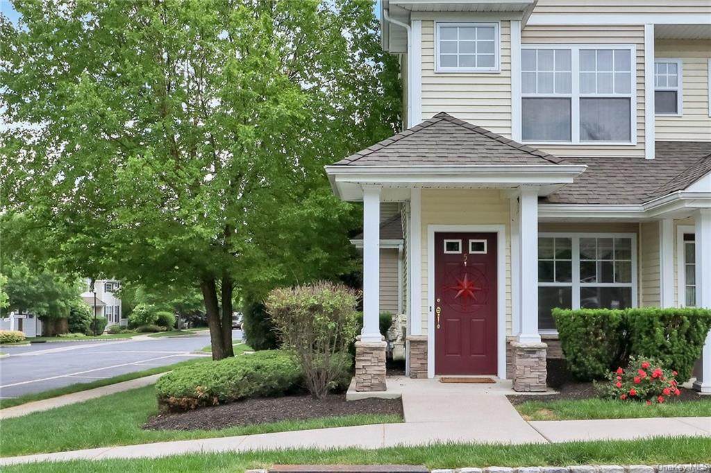 25 Fairways Drive - Photo 1