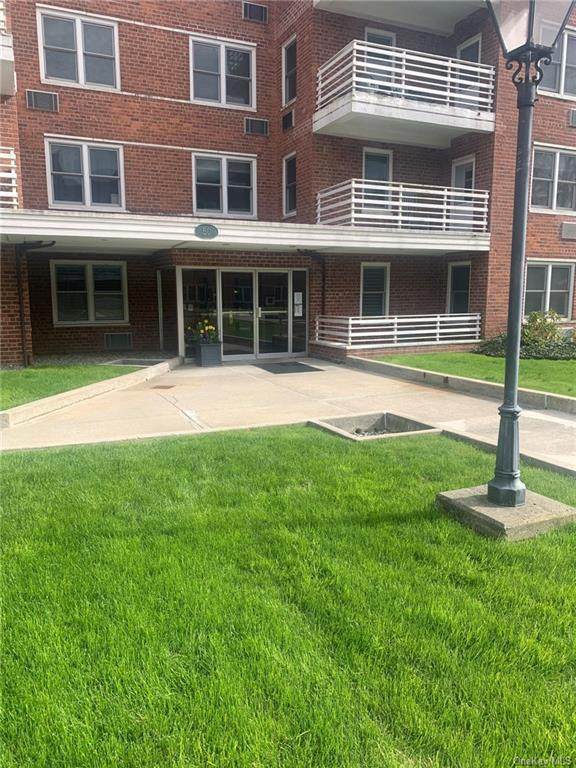 50 Lafayette Place - Photo 1