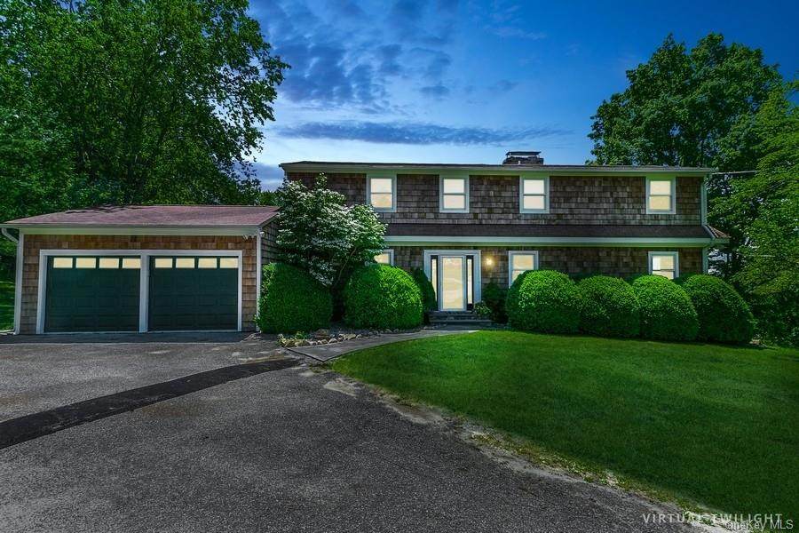 10 Elizabeth Drive - Photo 1