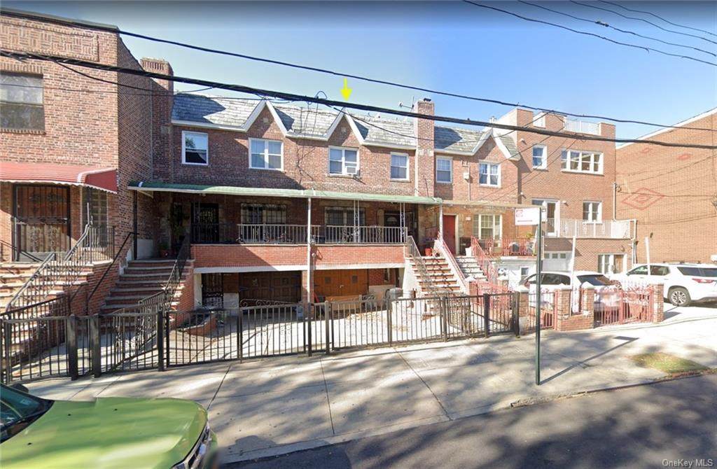 32-40 43rd Street - Photo 1