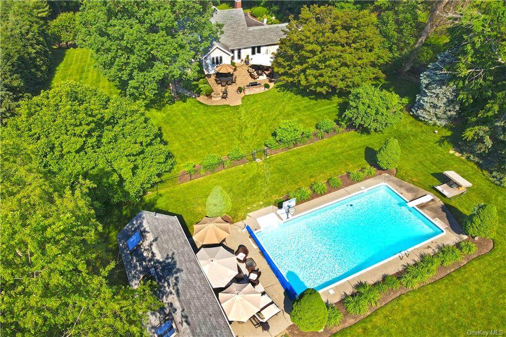 15 Debbie Lane - Photo 1