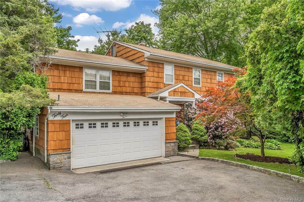 34 Mohegan Place - Photo 1