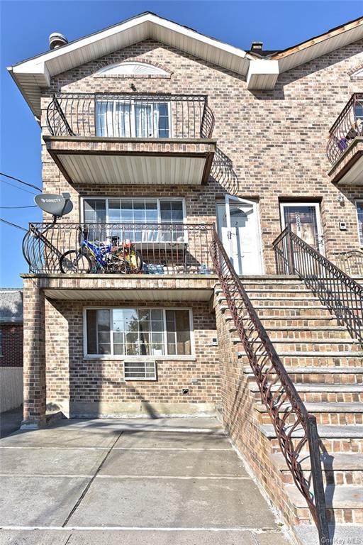 258 Graff Avenue - Photo 1
