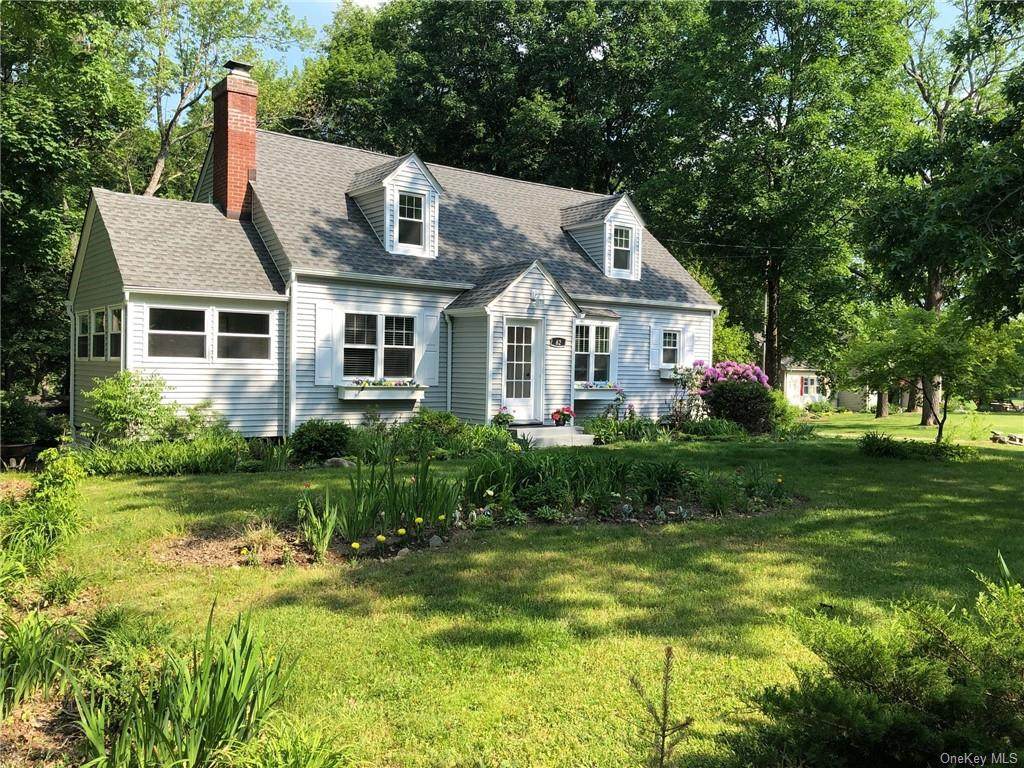 62 Maple Avenue - Photo 1